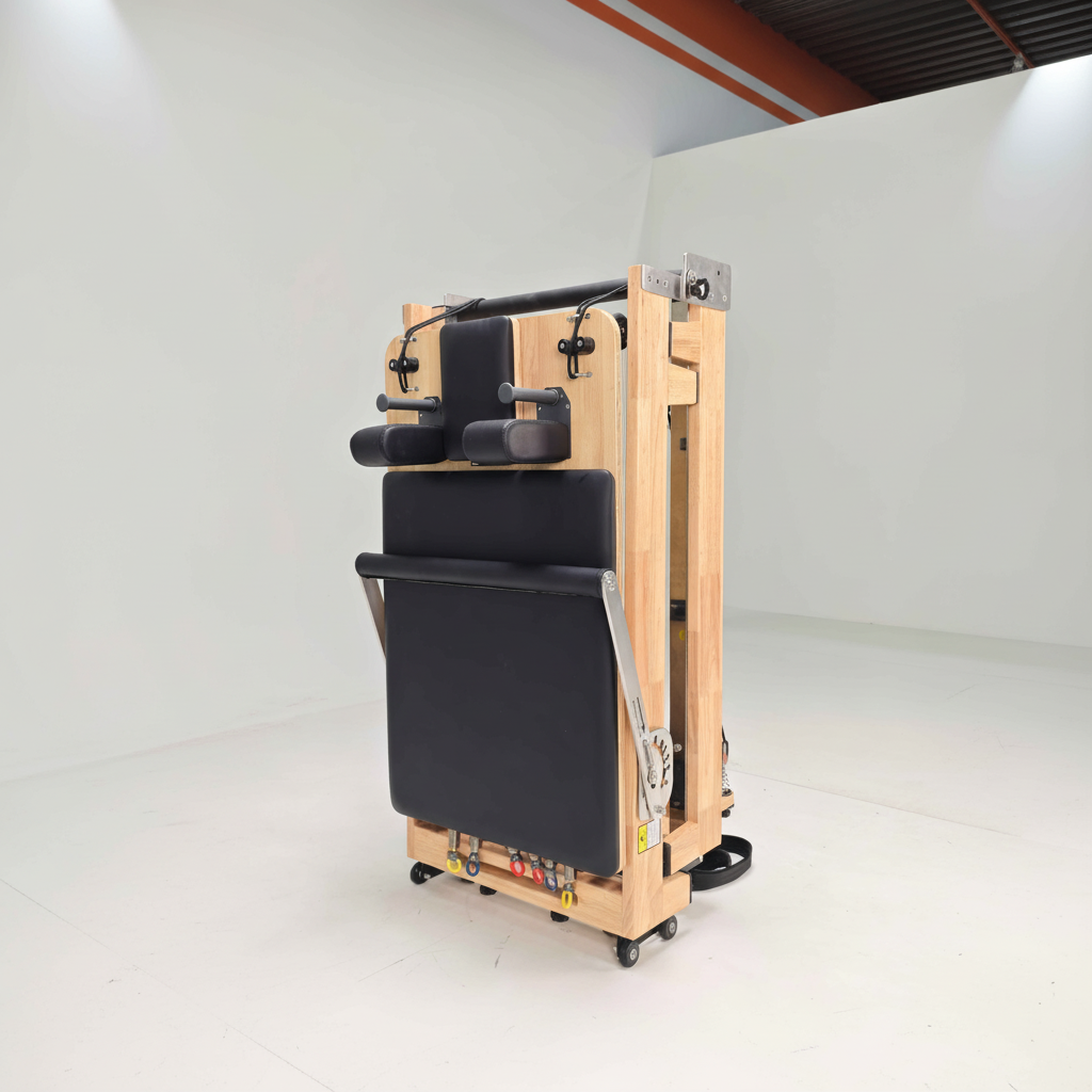 Pilates & Yoga Wohlfühlen Forchheim - Commercial Foldable Oak & Aluminum Pilates