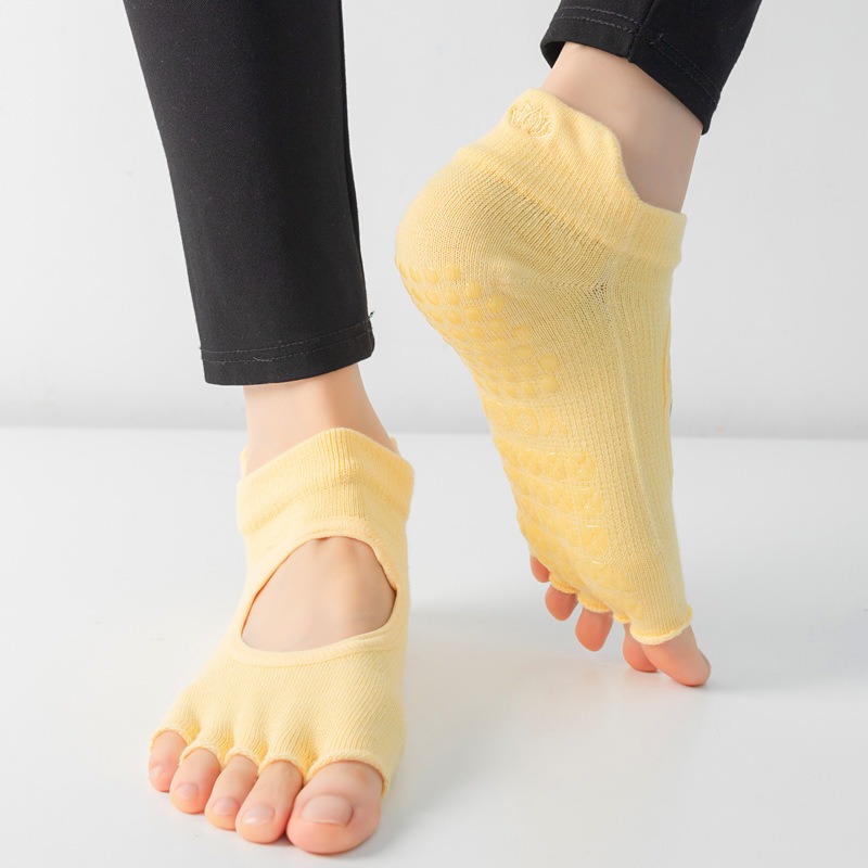 Pilates Yoga Footwear - Women's Half Toe Grip Yoga Socks