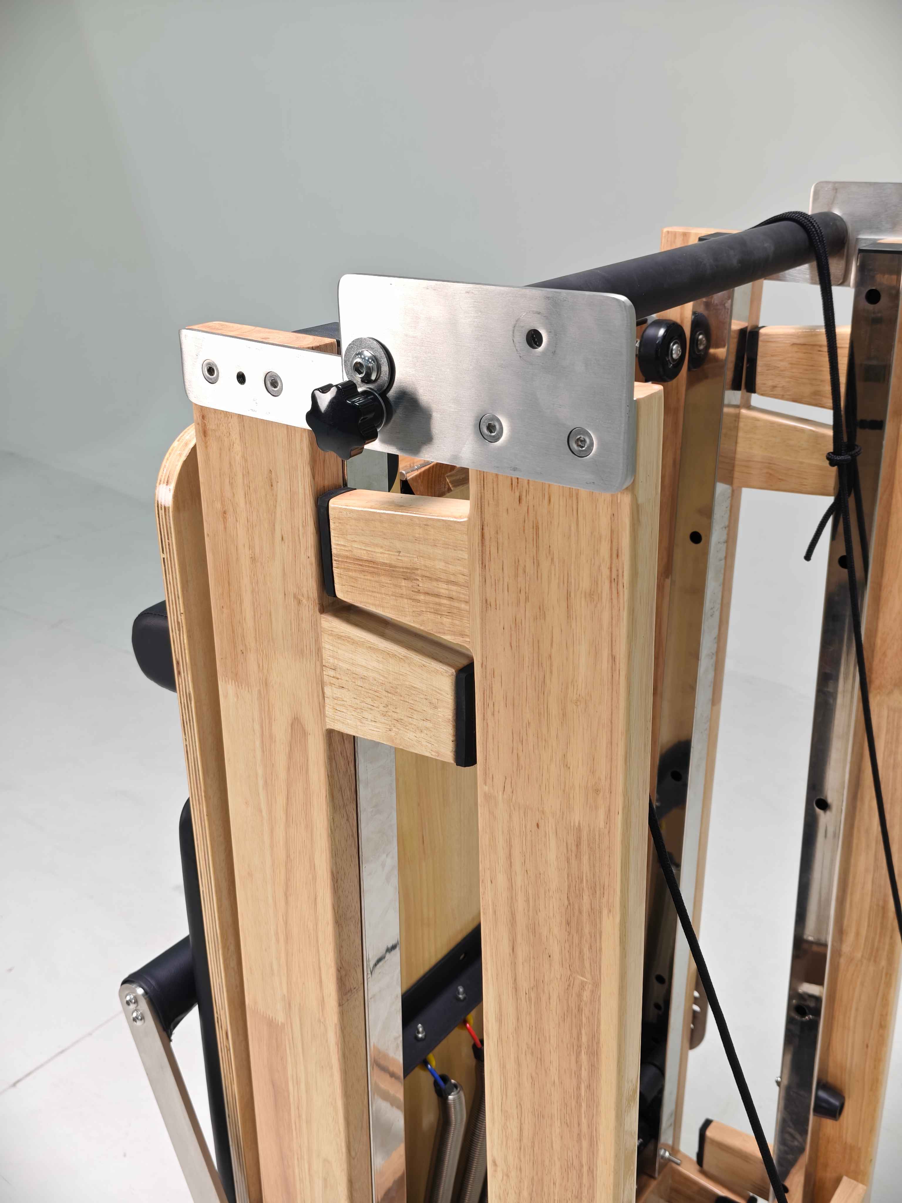 Commercial Foldable Oak & Alum - Pilates & Yoga Wohlfühlen Forchheim 评论和价格