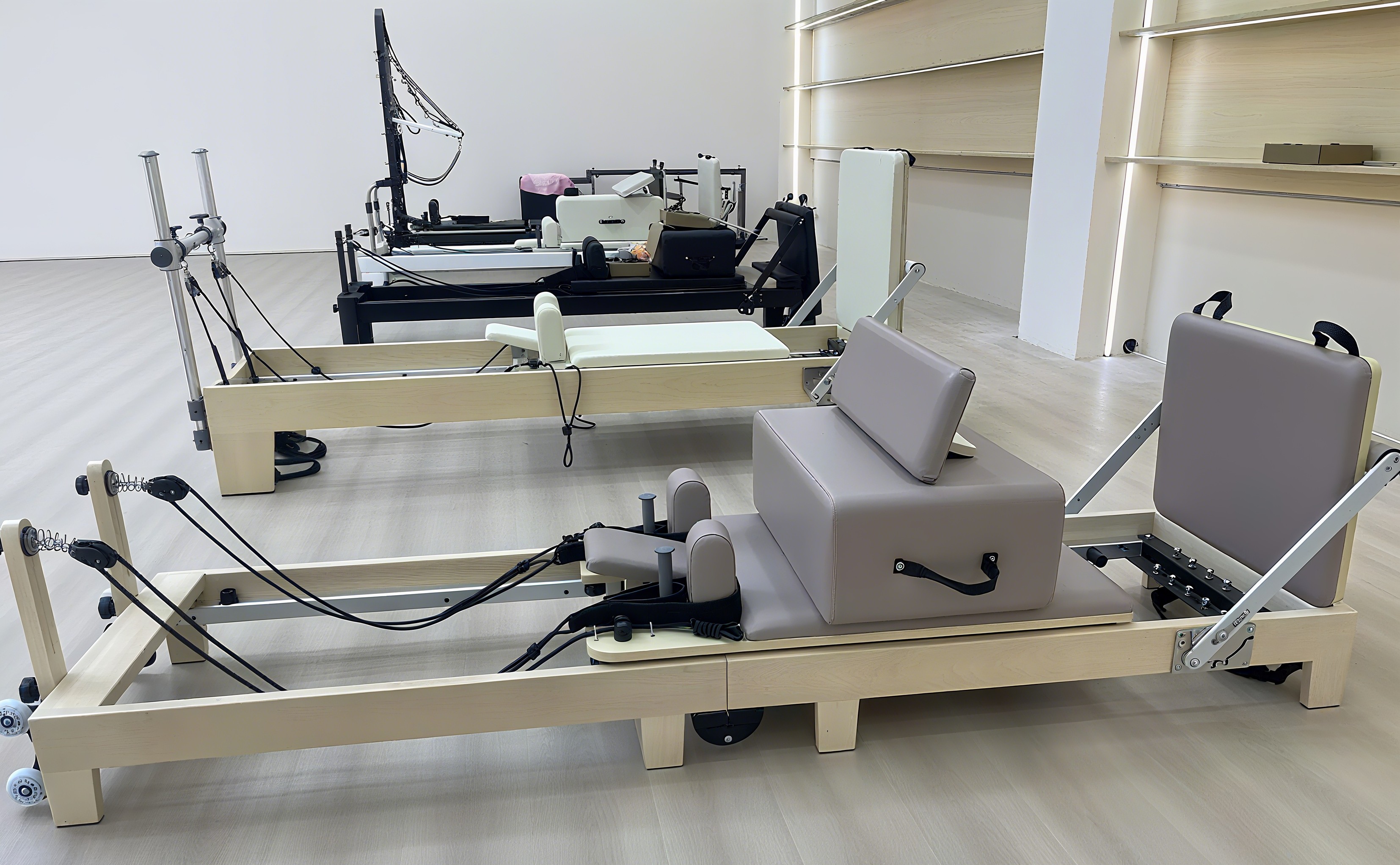 Foldable Oak Wood Pilates Refo - Pilates & Yoga Wohlfühlen Forchheim 评论和价格