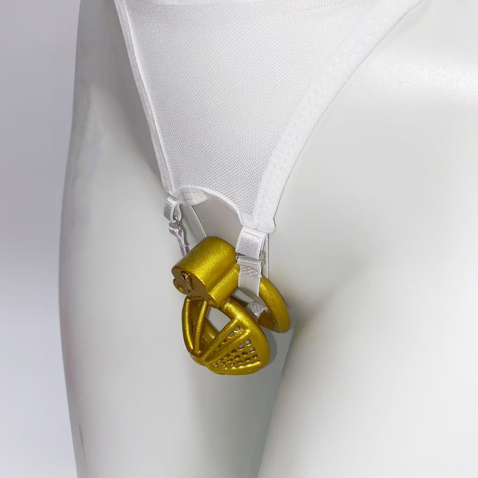 White Thong Male Chastity Cage - Pilates Yoga Gym 评论和价格