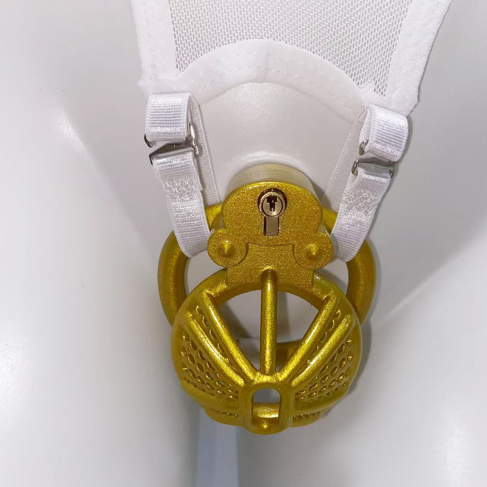White Thong Male Chastity Cage - Pilates Yoga Gym 评论和价格